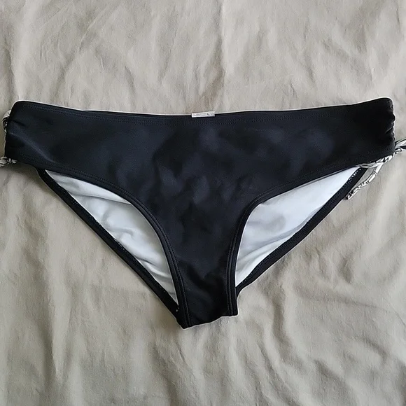 Powder room 2-piece bikini - Picture 5 of 8